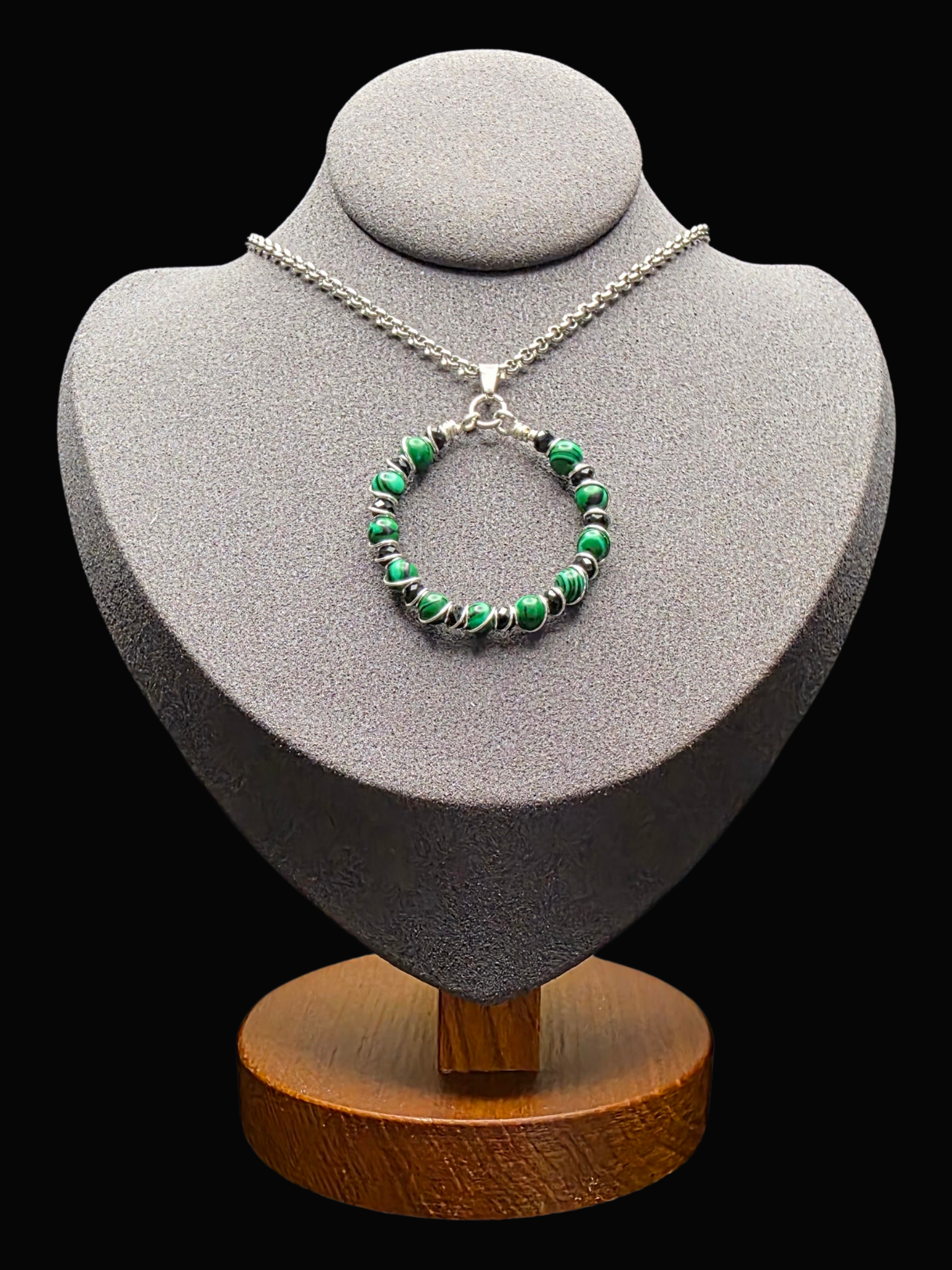 Malachite Ouro Charm